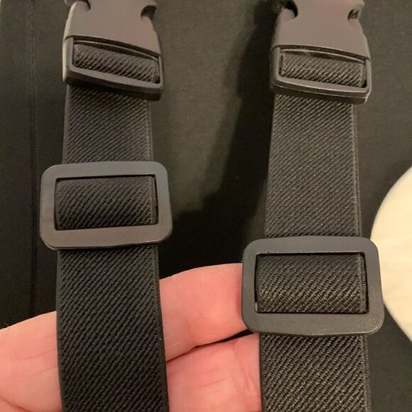 Black Headrest UNISEX for your auto or for your favorite chair at home - Picture 4 of 7